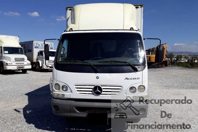MB915 Mercedes Benz - 09/09